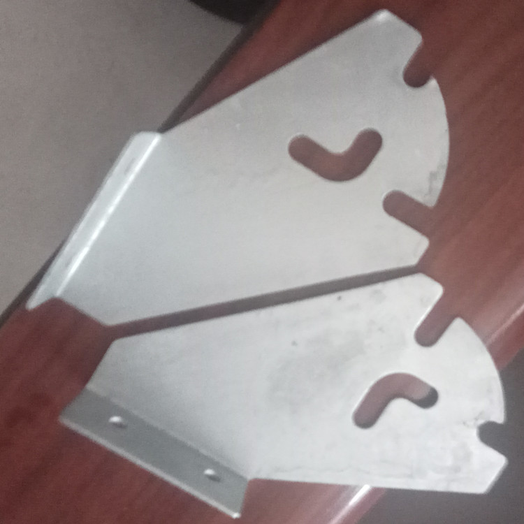 五金衝壓件從設（shè）計到（dào）加工前需要經（jīng）過做哪些工作