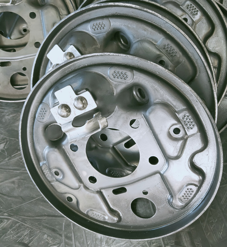 你知道刹車底板是（shì）衝壓件嗎