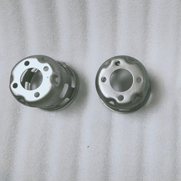 五金衝（chōng）壓件中彎曲件的（de）精度