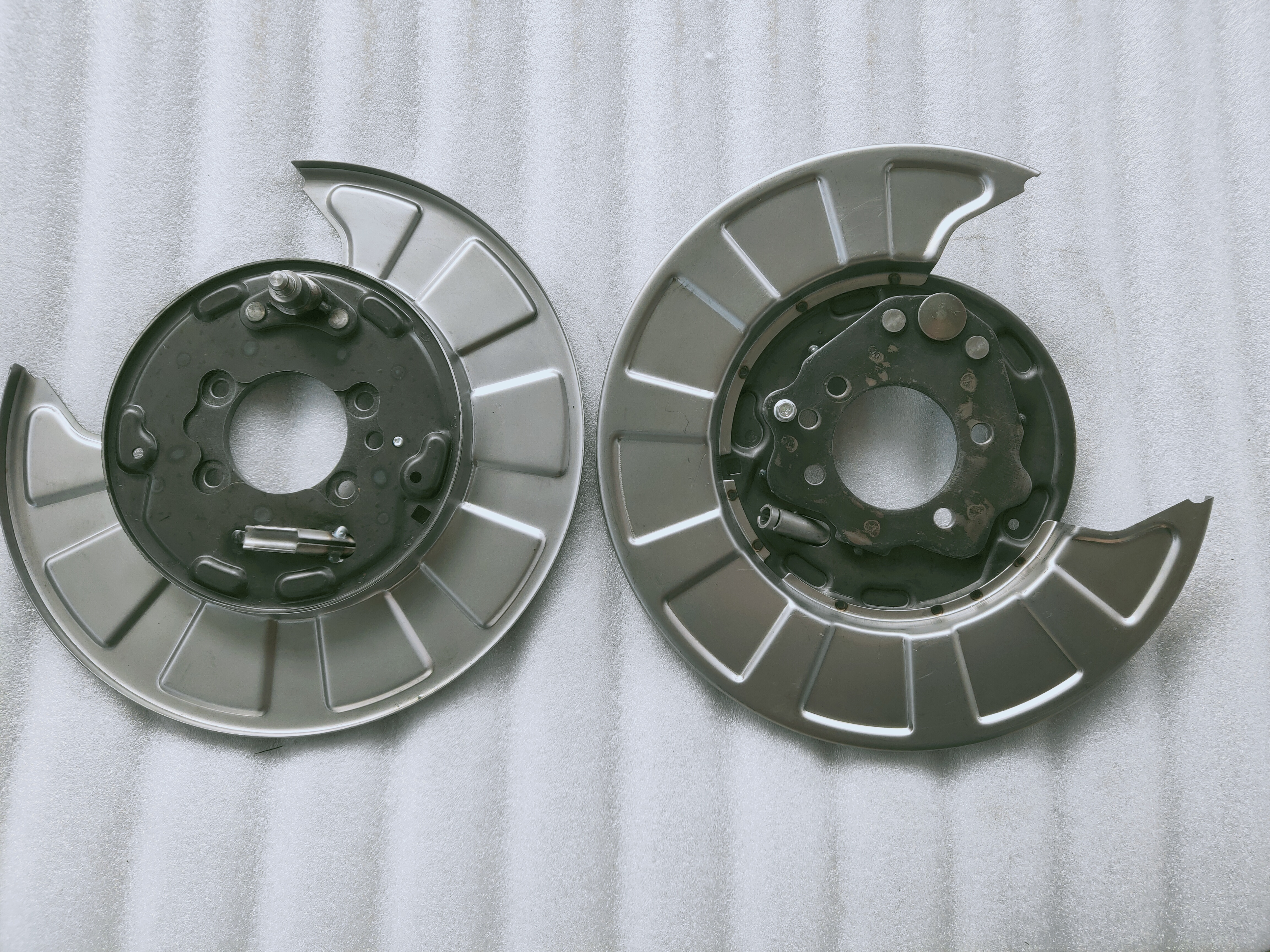 介紹下五金衝壓件廠衝（chōng）裁加工的排樣方式