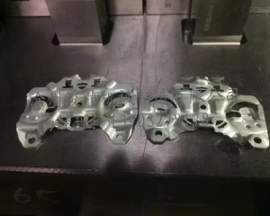 五金衝壓件廠家說（shuō）-正確挑選衝（chōng）壓件模具材料